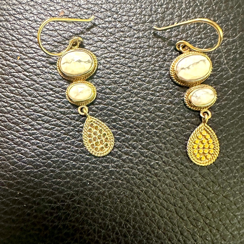 Anna Beck Dangle Earrings – White Howlite & Sterling Silver